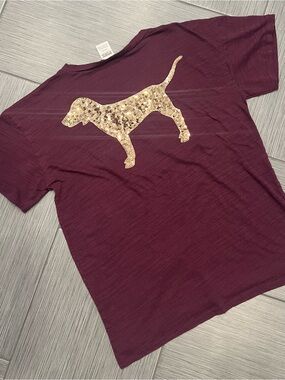 Victoria secret PINK Sequins gold Dog Silhouette T-Shirt - Burgundy